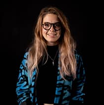 Headshot image of Natasha Mortimer.