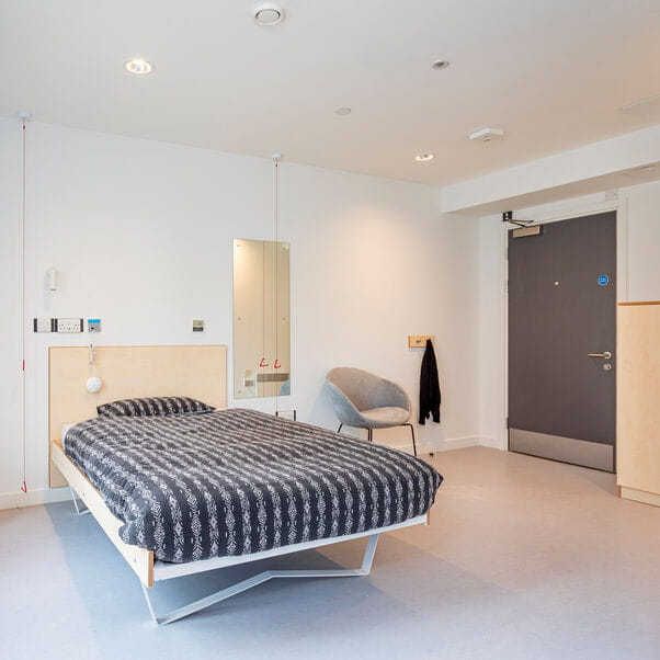 An example of an accessible room in Purdown View.