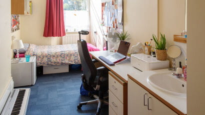 Example of a student room at Glenside Campus.