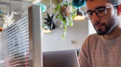 Writing academic English